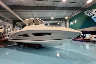 BOATZON | Regal 33 SAV 2024