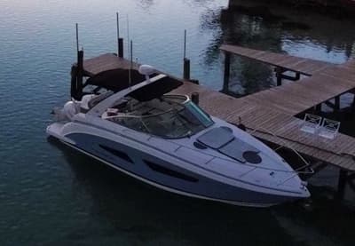 BOATZON | Regal 33 XO 2018