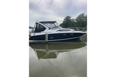 BOATZON | Regal 35 Express Cruiser 2013