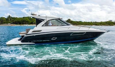 BOATZON | Regal 35 Sport Coupe 2015