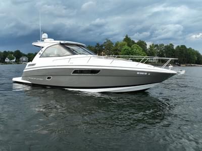 BOATZON | Regal 35 Sport Coupe 2017