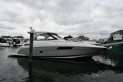 BOATZON | Regal 35 Sport Coupe 2021 BOATZON | Regal 35 Sport Coupe 2021