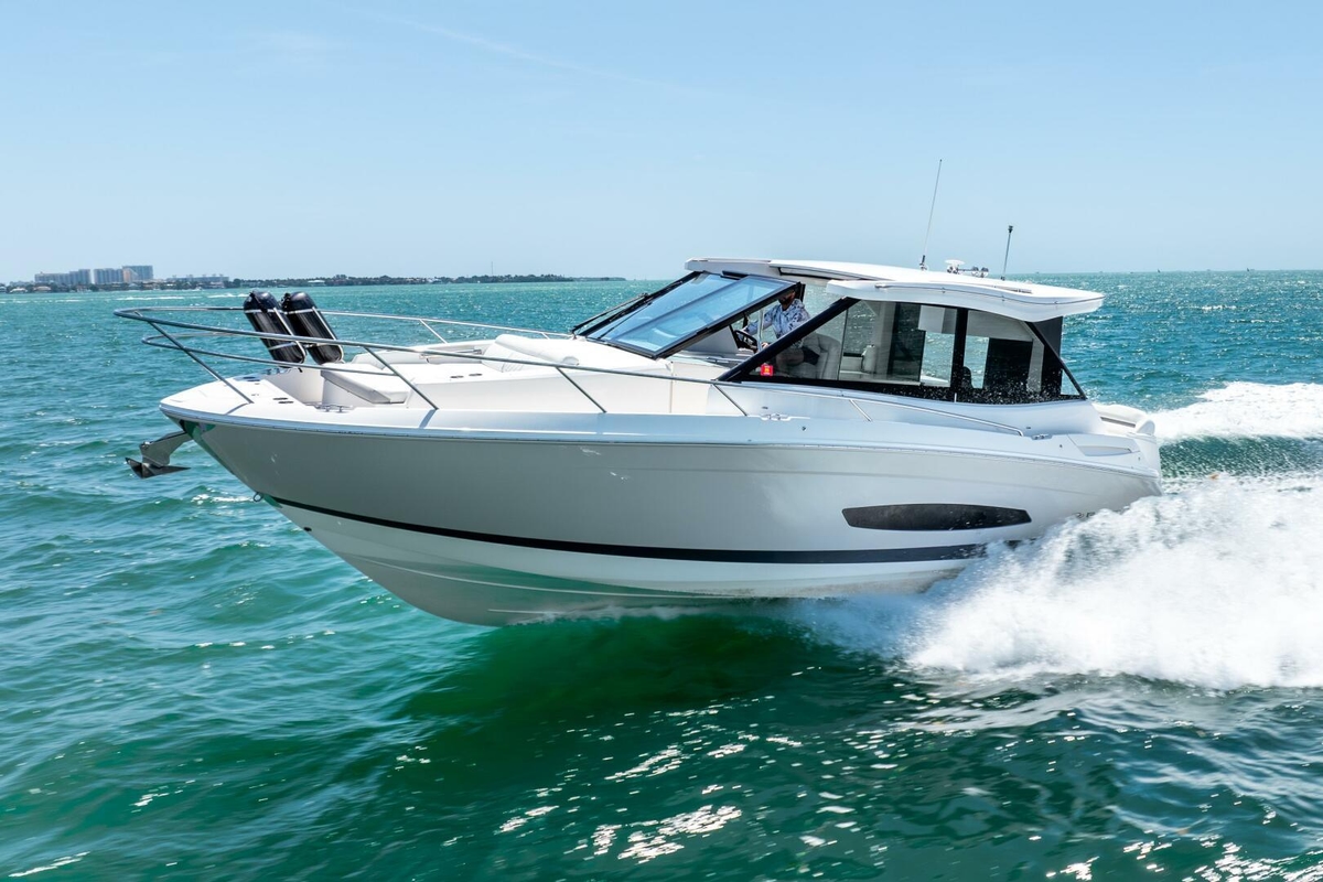 2022 Regal 36 Grande Coupe - Sold Boat