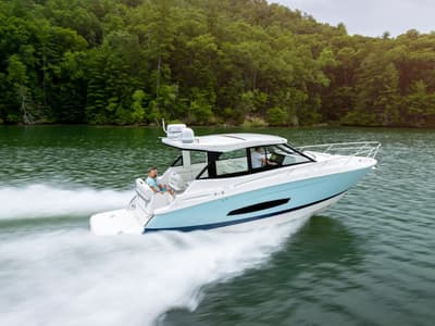 BOATZON | Regal 36 Grande Coupe 2024