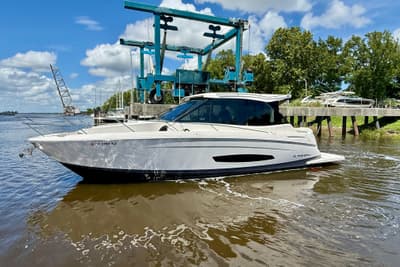 BOATZON | Regal 36 Grande Coupe 2025 BOATZON | Regal 36 Grande Coupe 2025