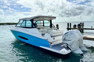 BOATZON | Regal 36 XO 2023
