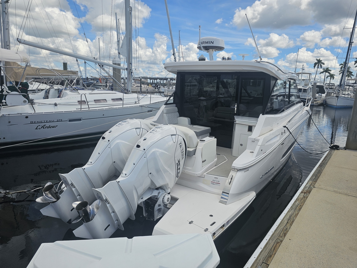 2025 Regal 36 XO - Sold Boat