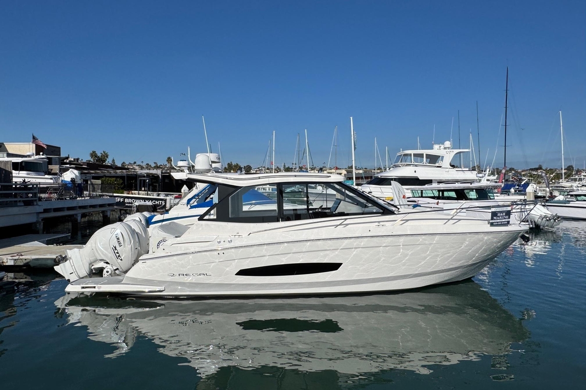 2026 Regal 36 XO - Sold Boat