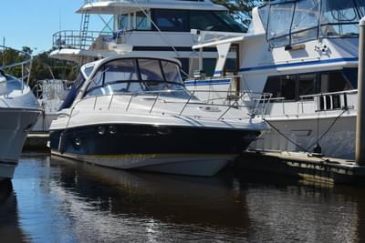 BOATZON | Regal 3760 Sportyacht 2007