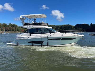 BOATZON | Regal 38 Fly 2023