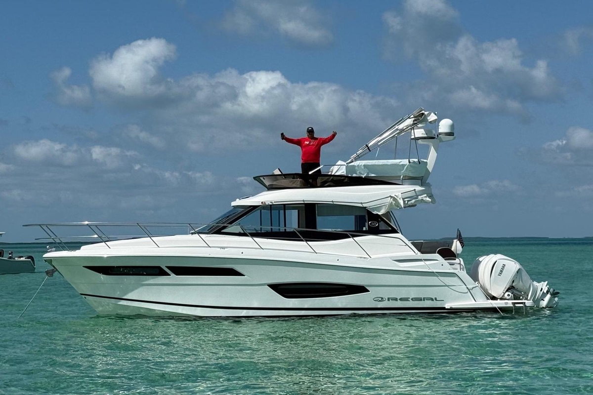 2023 Regal 38 FXO - Sold Boat