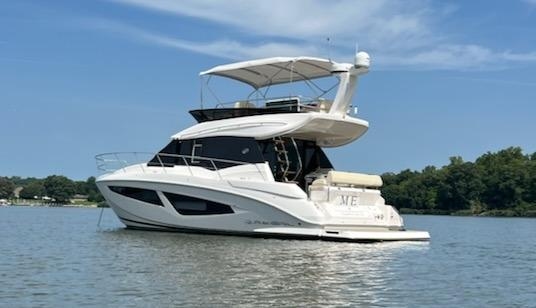 2021 Regal 42 Fly - Sold Boat