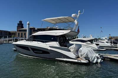 BOATZON | Regal 42 FXO 2022