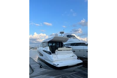BOATZON | Regal 42 Grande Coupe 2021