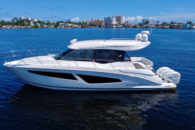 BOATZON | Regal 42 XO 2022