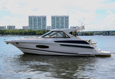BOATZON | Regal 46 Sport Coupe 2016
