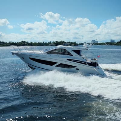 BOATZON | Regal 53 Sport Coupe 2017