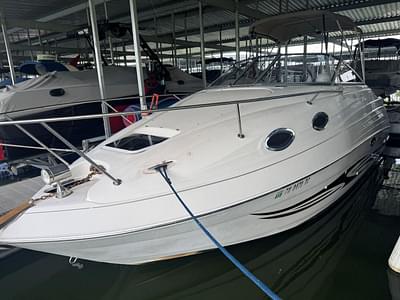BOATZON | Regal Commodore 2460 2000 BOATZON | Regal Commodore 2460 2000