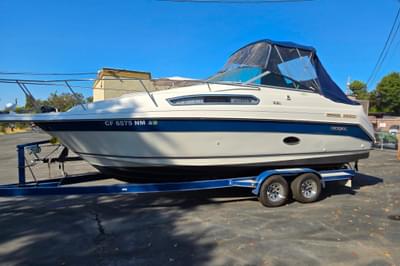 BOATZON | Regal Commodore 258 1995 BOATZON | Regal Commodore 258 1995