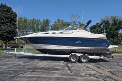 BOATZON | Regal Commodore 2660 2001