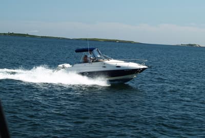 BOATZON | Regal Commodore 2665 2004