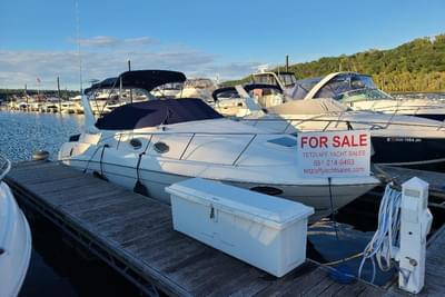 BOATZON | Regal Commodore 3060 2003