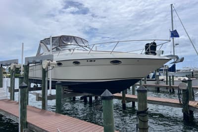 BOATZON | Regal Commodore 322 1999