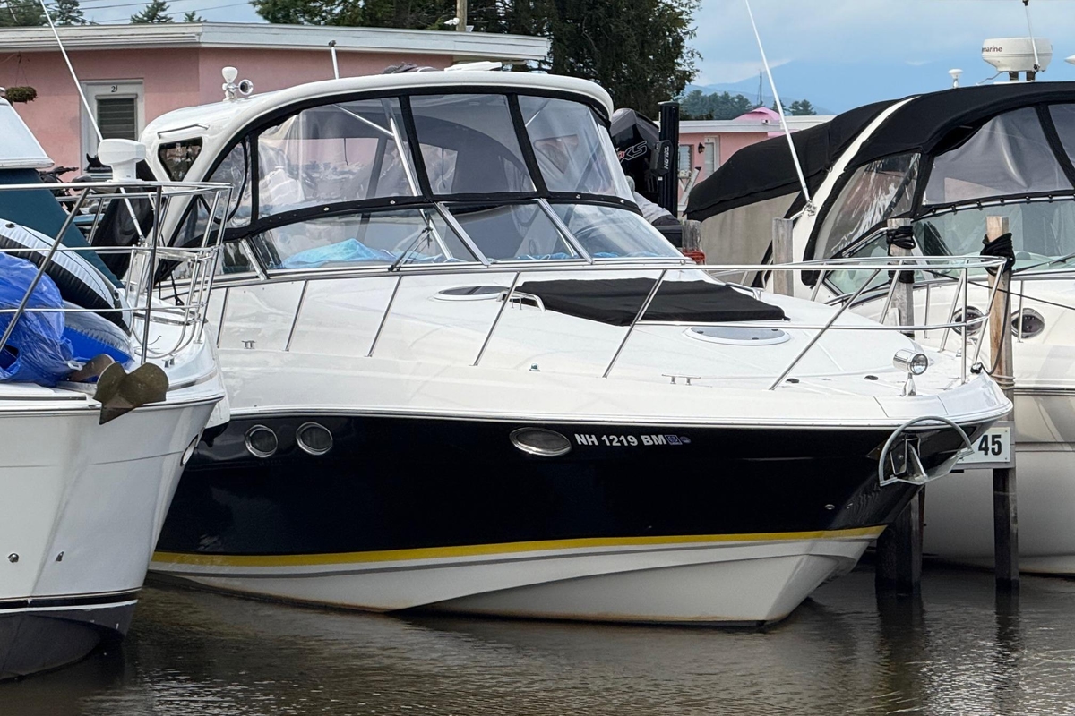 2007 Regal Commodore 3760 IO - Sold Boat