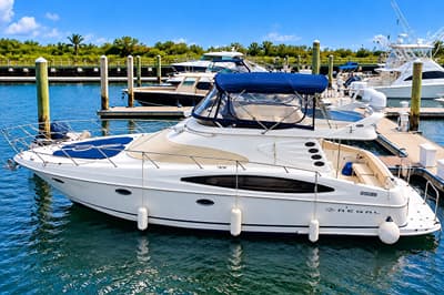 BOATZON | Regal Commodore 3880 2003
