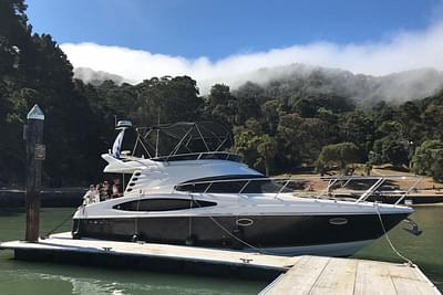 BOATZON | Regal Commodore 3880 2005
