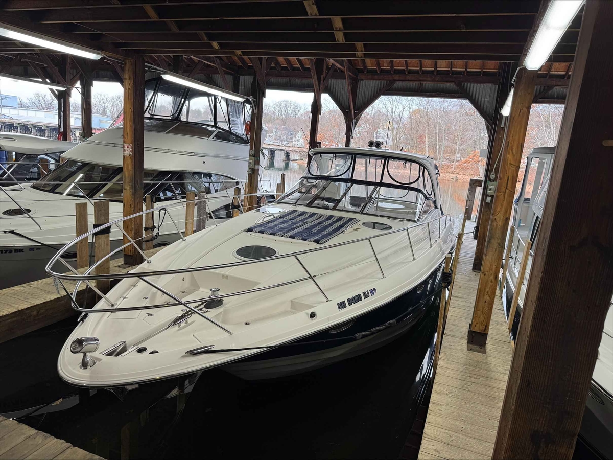 Regal Commodore 4260 2004