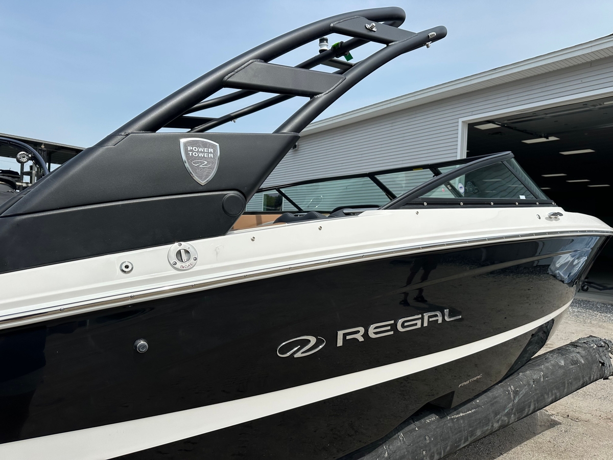 2026 Regal LS2 - Sold Boat