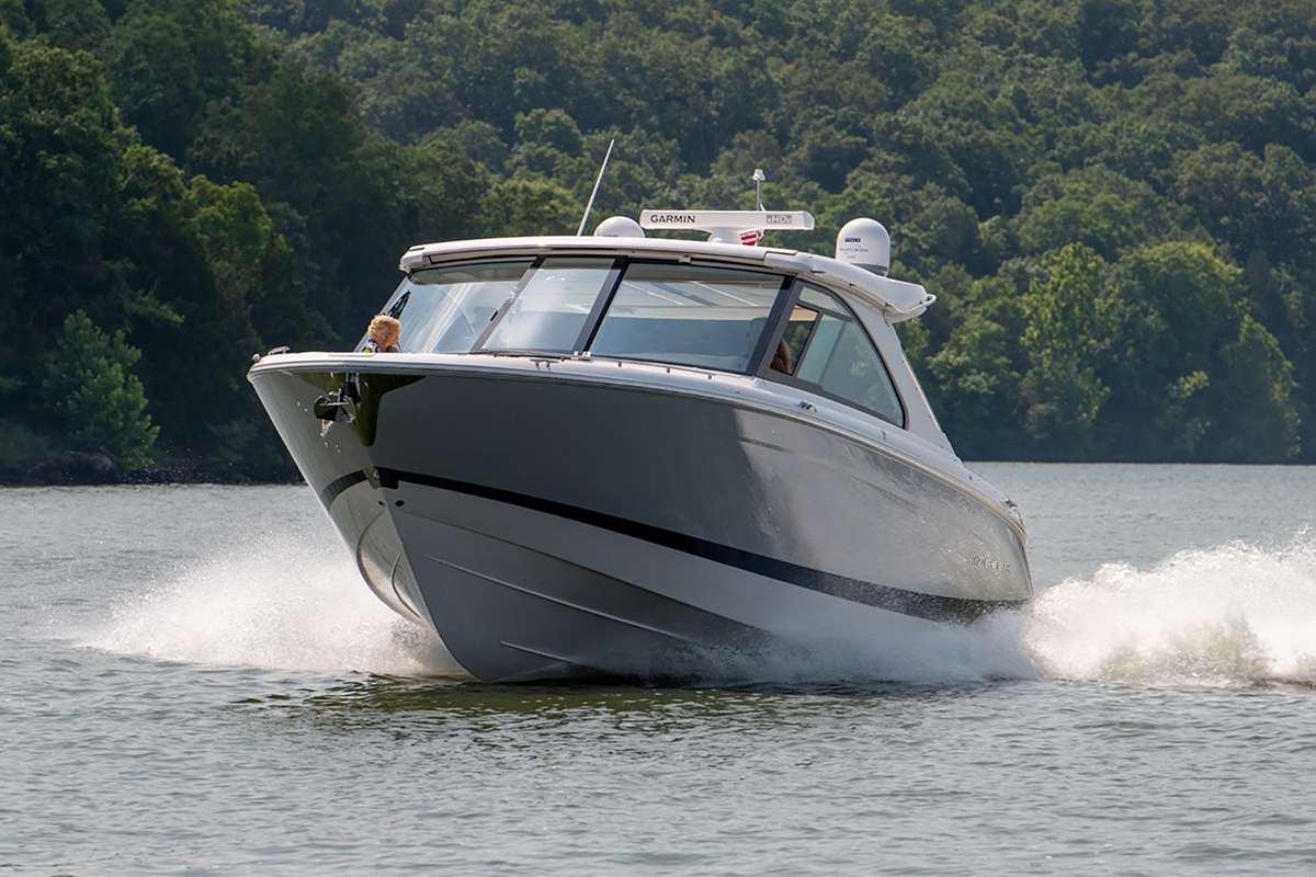 2027 Regal LS36 - Sold Boat