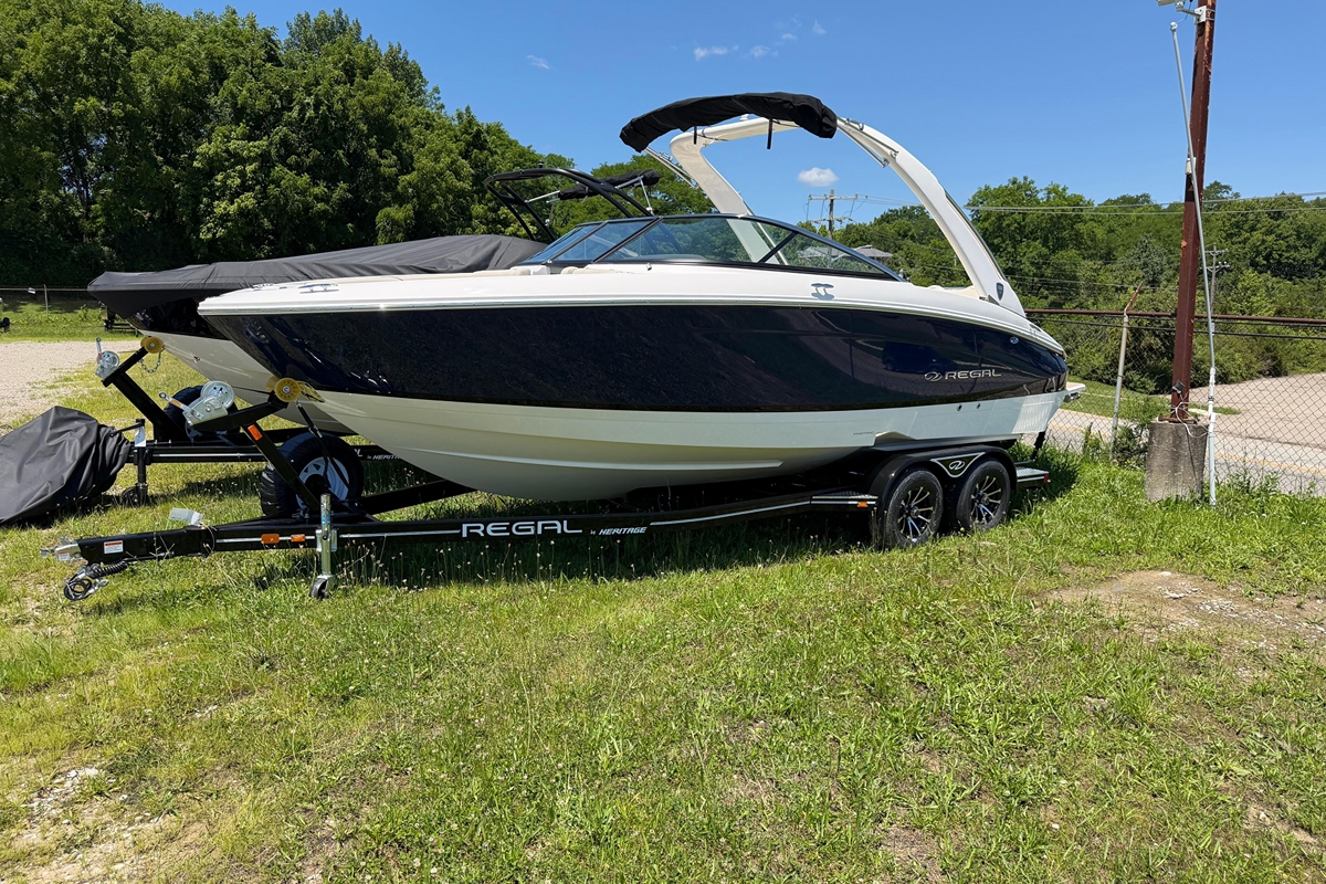 2026 Regal LS4 - Sold Boat