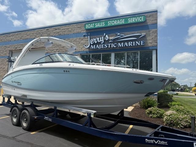2025 Regal LS6 Surf - Sold Boat