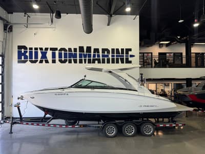 BOATZON | Regal LS9 Surf 2025