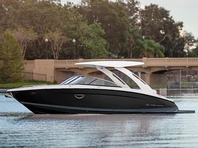 BOATZON | Regal LS9 Ultimate 2026