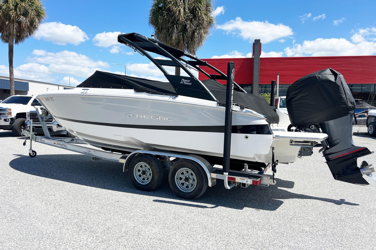2022 Regal LX2 - Sold Boat