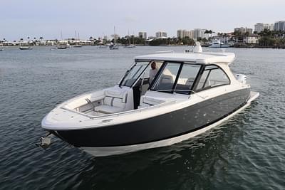 BOATZON | Regal LX36 2022 BOATZON | Regal LX36 2022