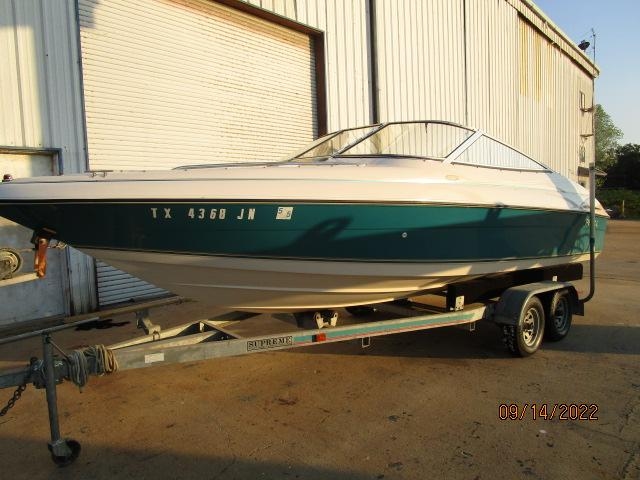 1995 Regal VALANTI 222 SE - Sold Boat