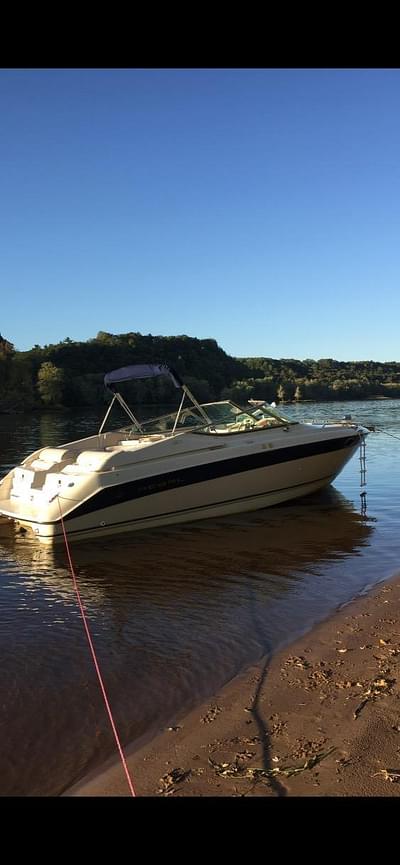 BOATZON | Regal Ventura 83 Sc 1997