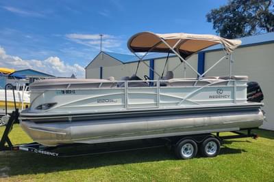 BOATZON | Regency 220 DL3 2015