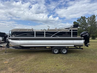 BOATZON | Regency 220 DL3 2015