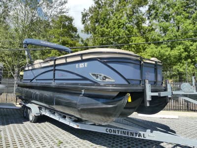 BOATZON | Regency 220 DL3 2018