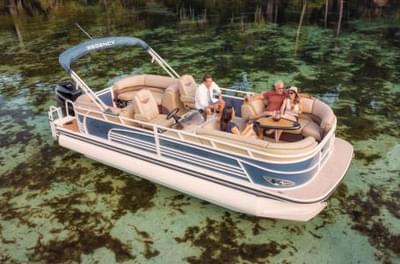 BOATZON | Regency 220 LE3 2017