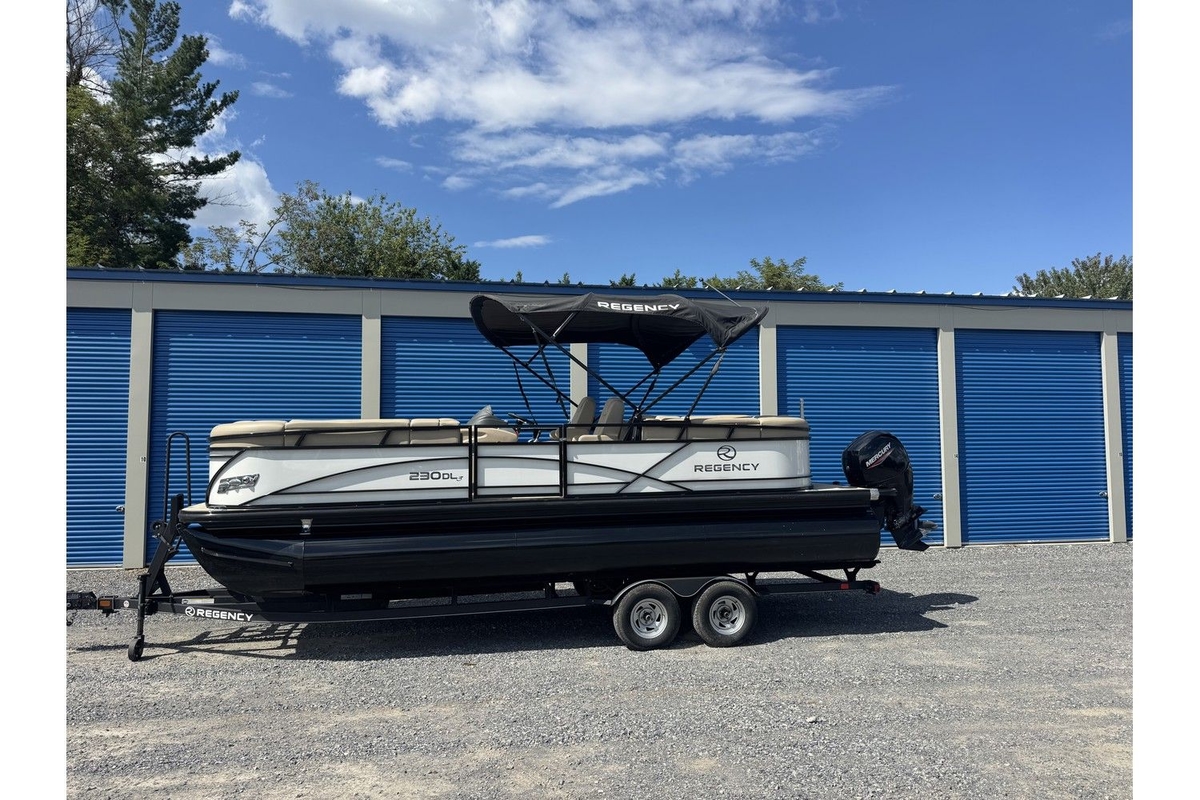 2020 Regency 230 DL3 - Sold Boat