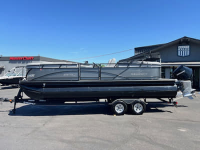 BOATZON | Regency 230 DL3 2021