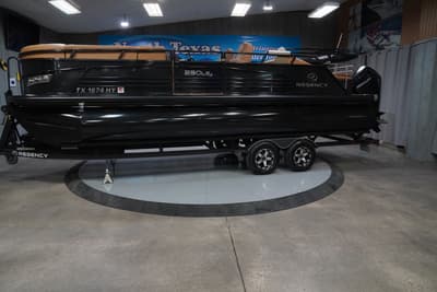 BOATZON | Regency 230 LE3 2020