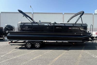 BOATZON | Regency 254 LE3 2018