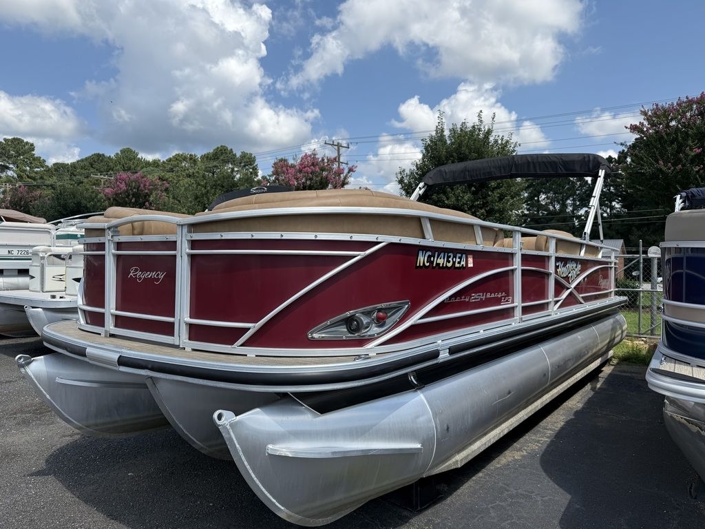 2014 REGENCY REGENCY 254XP3 - Sold Boat